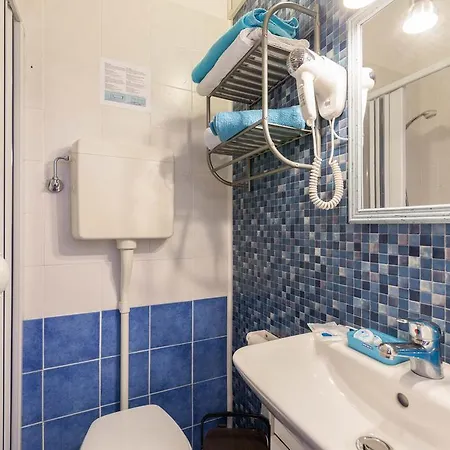 Ensemble Di Vayadu בית הארחה